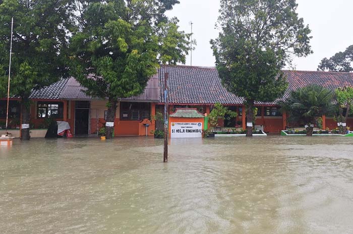 BANJIR: Kondisi SDN Ringinkidul Kecamatan Gubug yang terdampak bencana banjir.