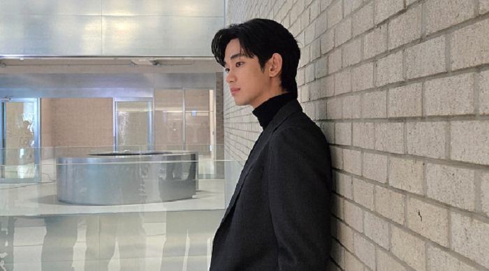 Kim Soo Hyun