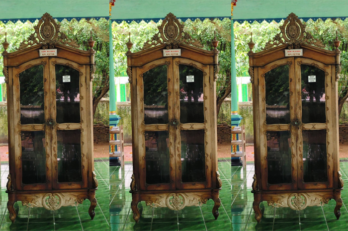PENYIMPAN API PETIR: Almari api terdapat di sebelah utara makam Ki Ageng Selo.