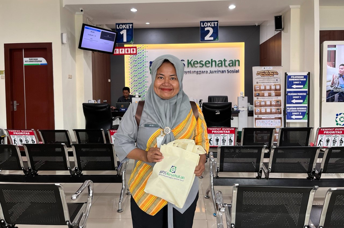 Ani Nafiatul Niayati, 38, seorang guru yang mengajar di SD 2 Blimbing Kidul, Kecamatan Kaliwungu, Kudus terbantu Program JKN.