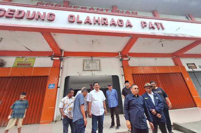 DIREHAB: GOR Pesantenan di Jalan Tunggul Wulung Desa Puri Kecamatan Pati mendesak direnovasi.