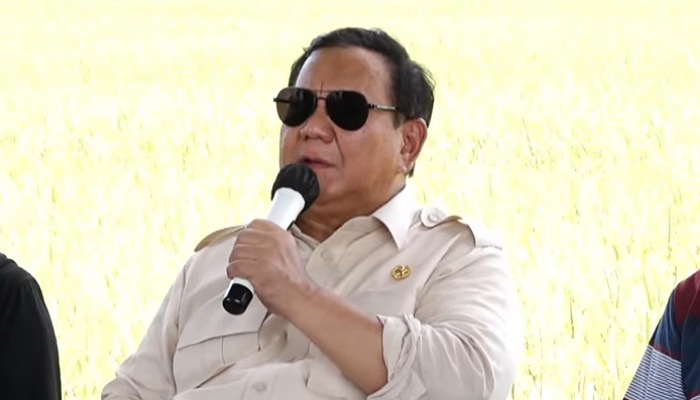 Presiden Prabowo dalam Panen Raya Padi serentak di 14 provinsi yang berpusat di Majalengka, Jawa Barat, Senin (7/4/2025). (Foto : Tangkapan layar unggahan Youtube Sekretariat Presiden)