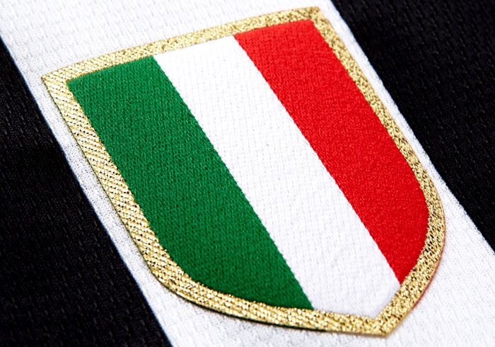 PRISAI: Lambang Scudetto yang terletak pada seragam juara akhir musim Serie A.