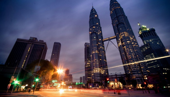 (Ilustrasi) Menara Petronas Malaysia (Foto : Pixabay/Pexels)