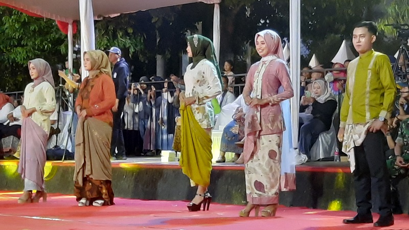 Pakaian Kebaya Peringati Hari Kartini