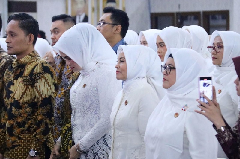 ASN sampai Dharma Wanita Wajib Pakai Kebaya Peringati Hari Kartini