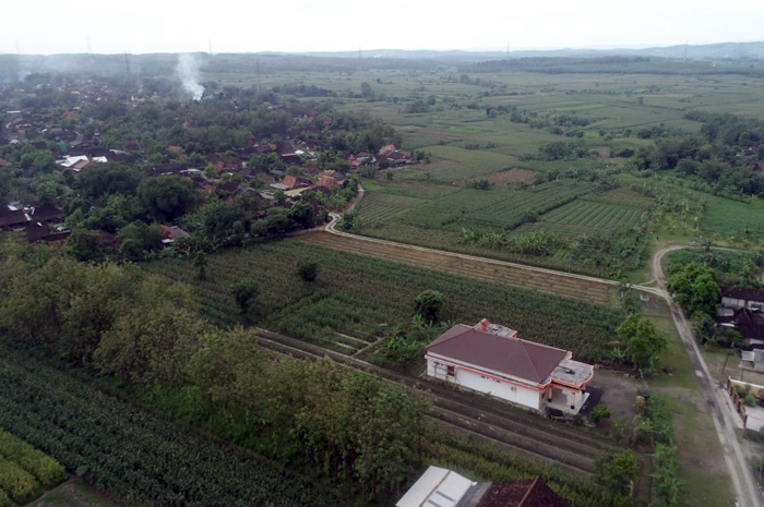 Lokasi pembangunan pabrik seluas 20 hektare oleh investor asal Tiongkok di Desa Sugihmanik, Grobogan.