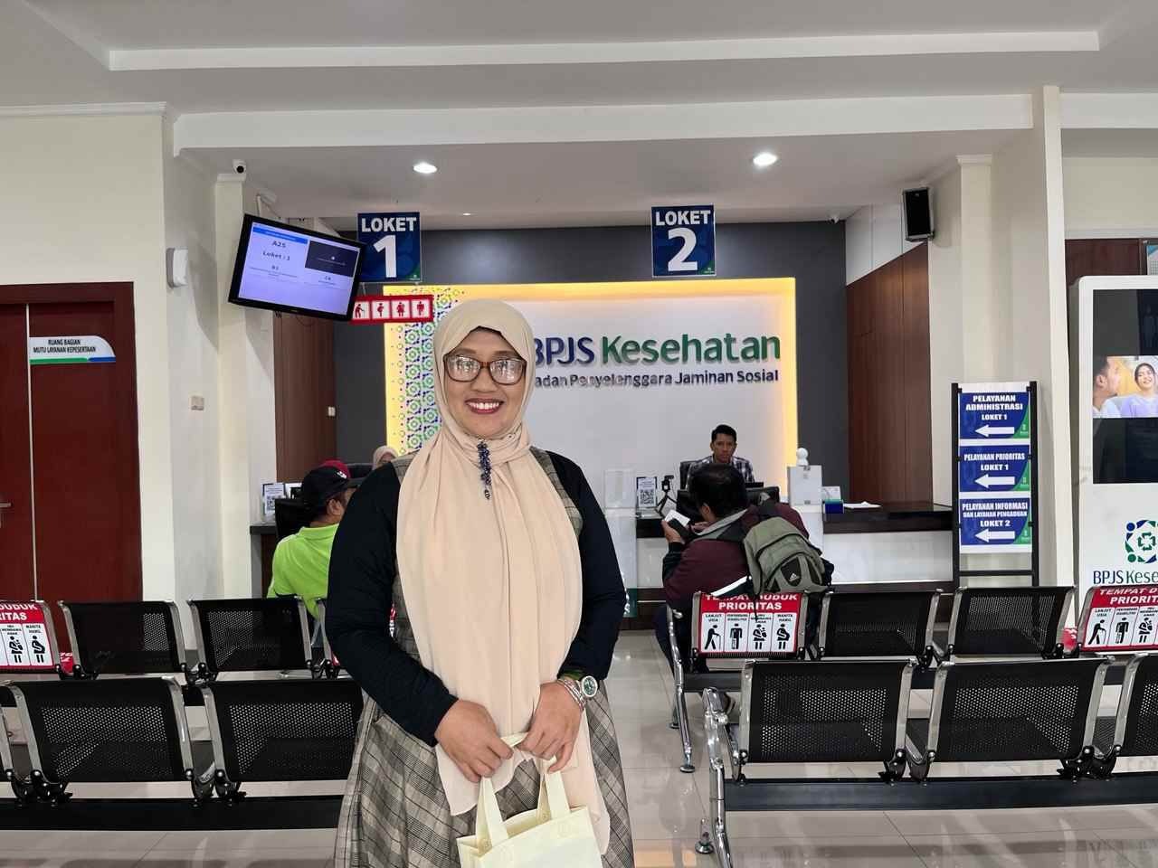 Listiyanah memutuskan untuk mendaftarkan diri dalam kepesertaan JKN karena mengalami sakit lambung akut selama tiga tahun terakhir.