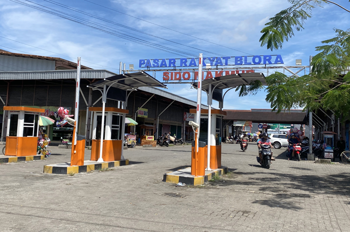 DIGITALISASI: Alat E Parkir di Pasar Sido Makmur Blora sudah terpasang dan siap diberlakukan penunjukan pihak ketiga.