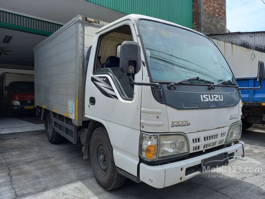 Isuzu Elf NKR 55
