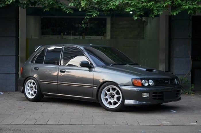 Toyota Starlet
