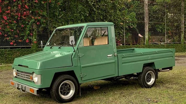 Kijang Buaya (1977&ndash;1981)