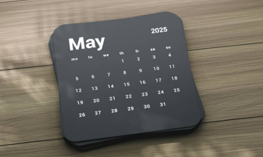 Ilustrasi kalender bulan Mei 2025