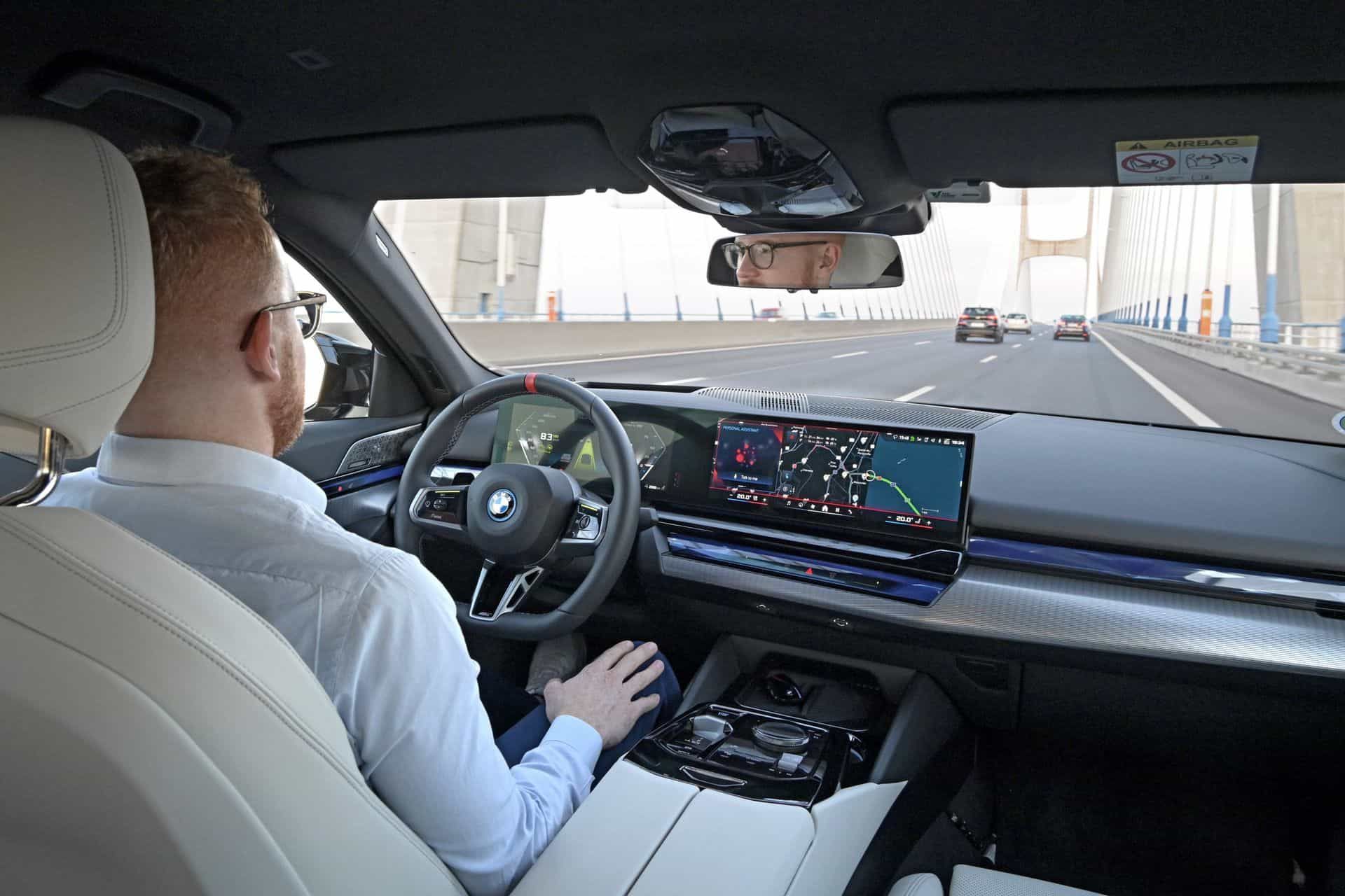 Interior BMW X5 (https://www.bmw.co.id/)