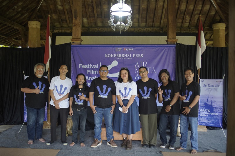MEMBANGGAKAN: Peserta festival film menampilkan karyanya di ajang FFAB