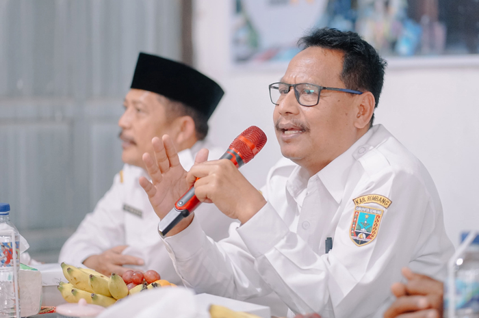SERAP ASPIRASI : Bupati Rembang Harno turun ke bawah menyerap aspirasi dari masyarakat.
