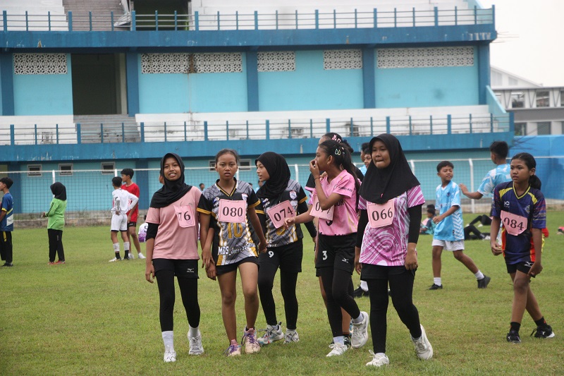 PPDB JALUR KKO: Beberapa pelajar mengikuti uji ketahanan fisik di Stadion Wergu Kudus menjadi yang terbaik.