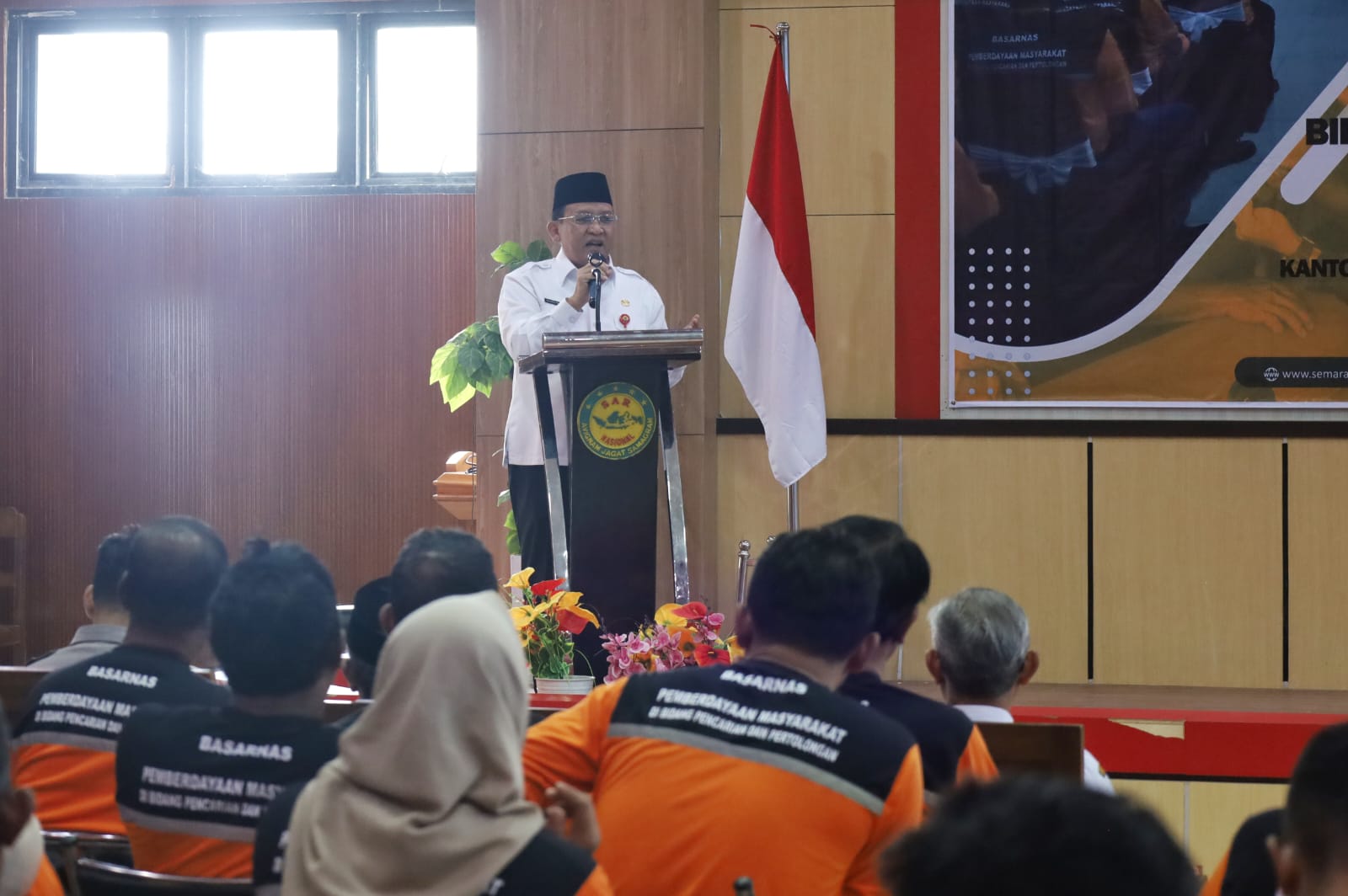SIAGA: Wakil Bupati Grobogan Sugeng Prasetyo saat menghadiri workshop SAR di BLK Grobogan.