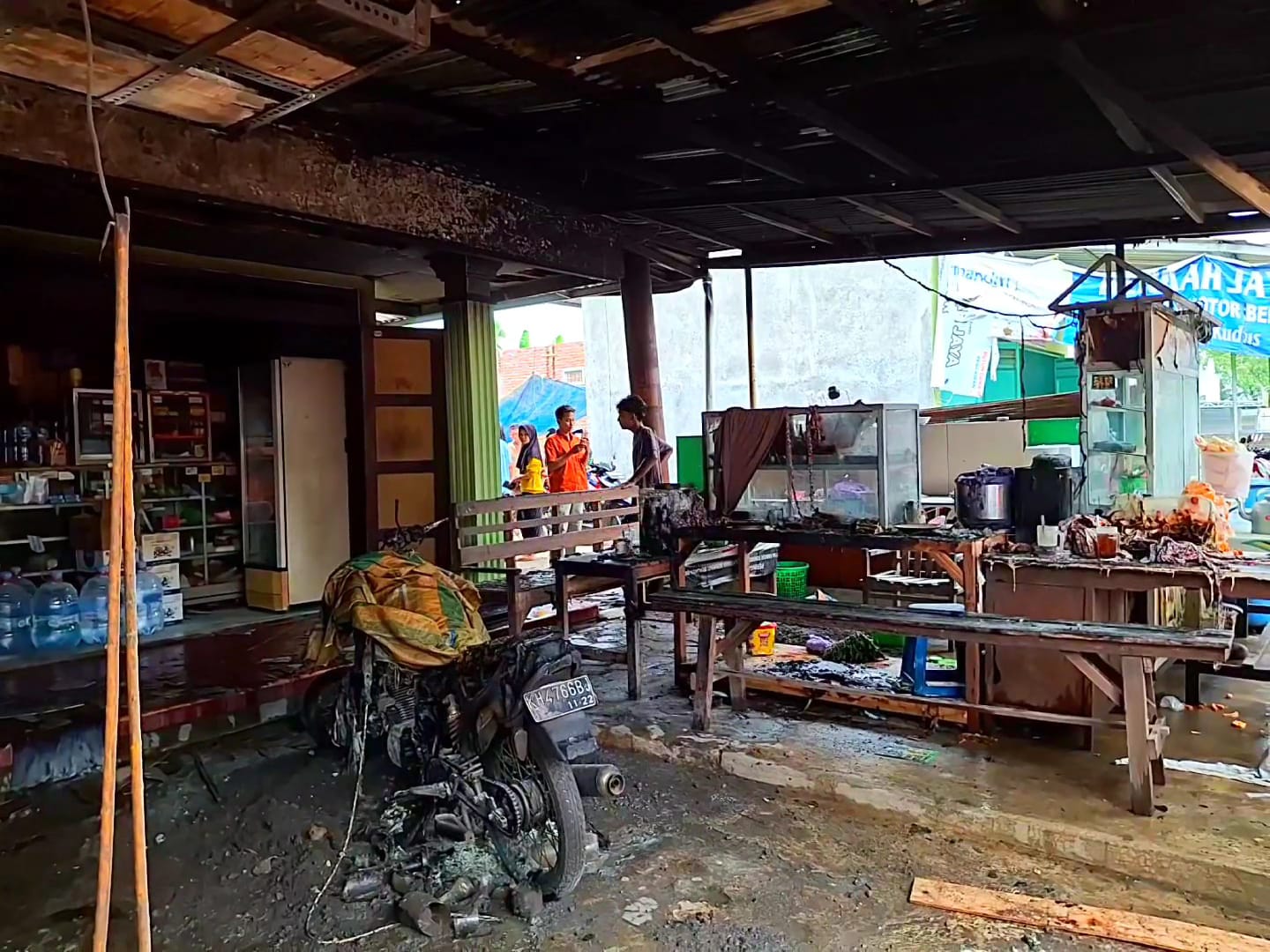 Dokumentasi Motor yang terbakar di Peganjaran Kec. Bae Kudus