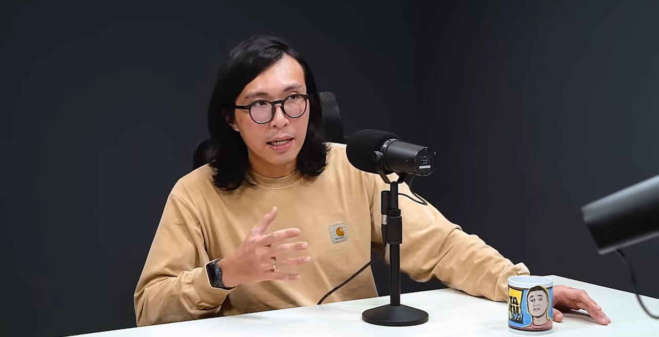 dr. Tirta dalam podcast Raditya Dika