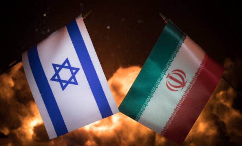 Iran secara terbuka memperingatkan bahwa campur tangan Amerika Serikat dalam konflik dengan Israel