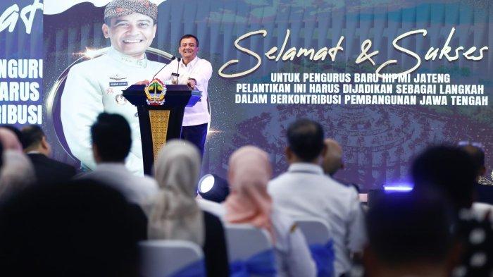 Gubernur Jawa Tengah Amhad Luthfi saat pelantikan pengurus HIPMI baru