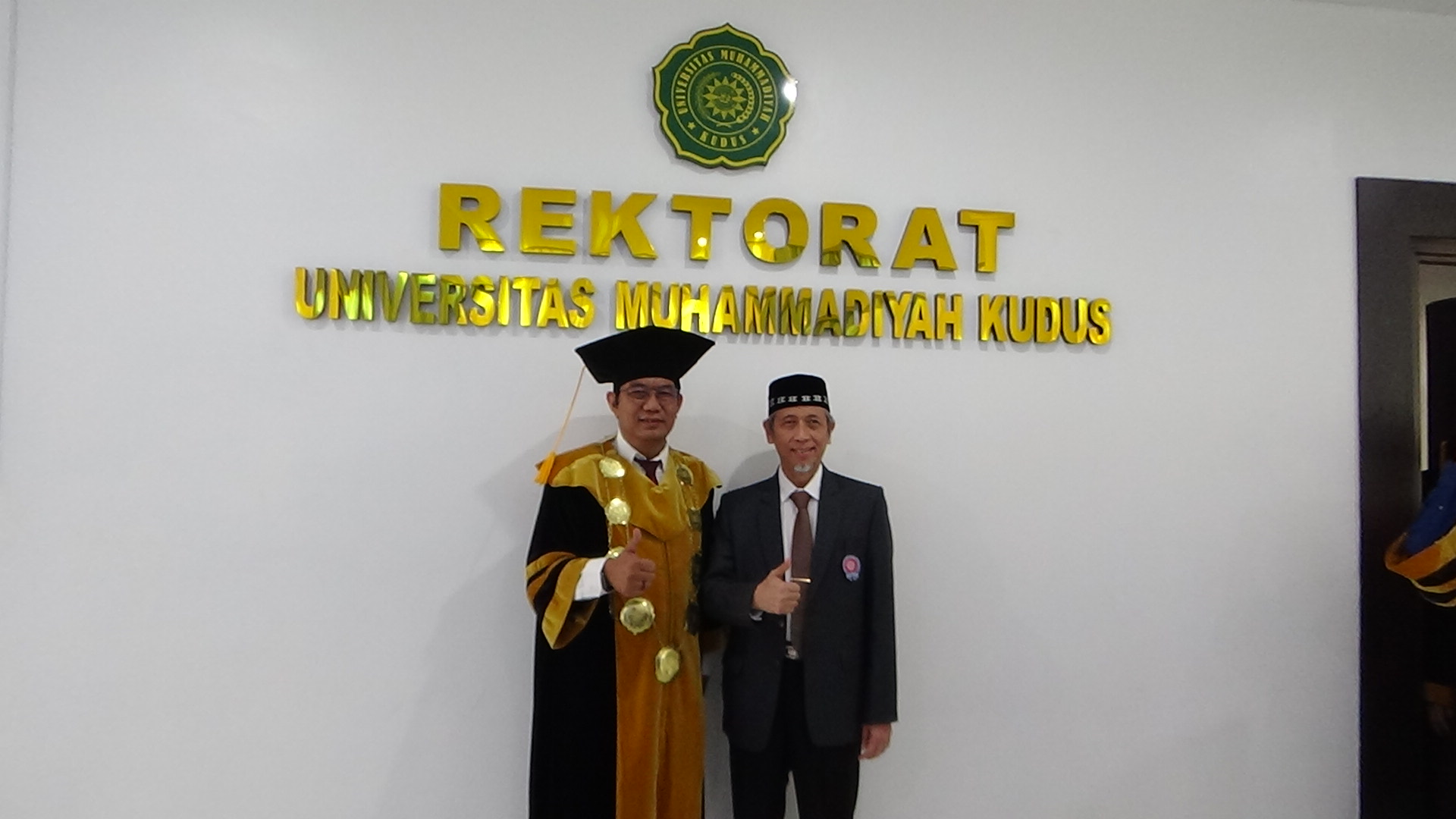 REKTOR UMKU: Rektor UMKU, Edy Soesanto saat diwawancarai belum lama ini.