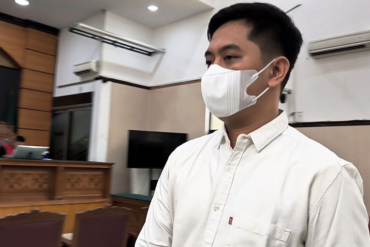 Terdakwa Adhi Kismanto yang hadir dalam sidang lanjutan kasus judol di PN Jakarta Selatan