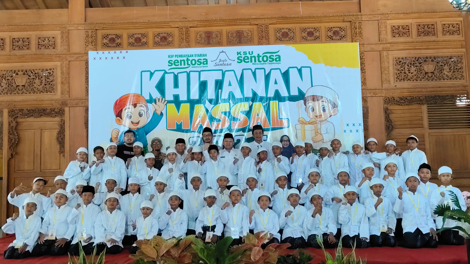 SUNATAN MASSAL &ndash; Khitanan Masal yang diadakan oleh KSP Pembiayaan Syariah Sentosa dan KSU Sentosa