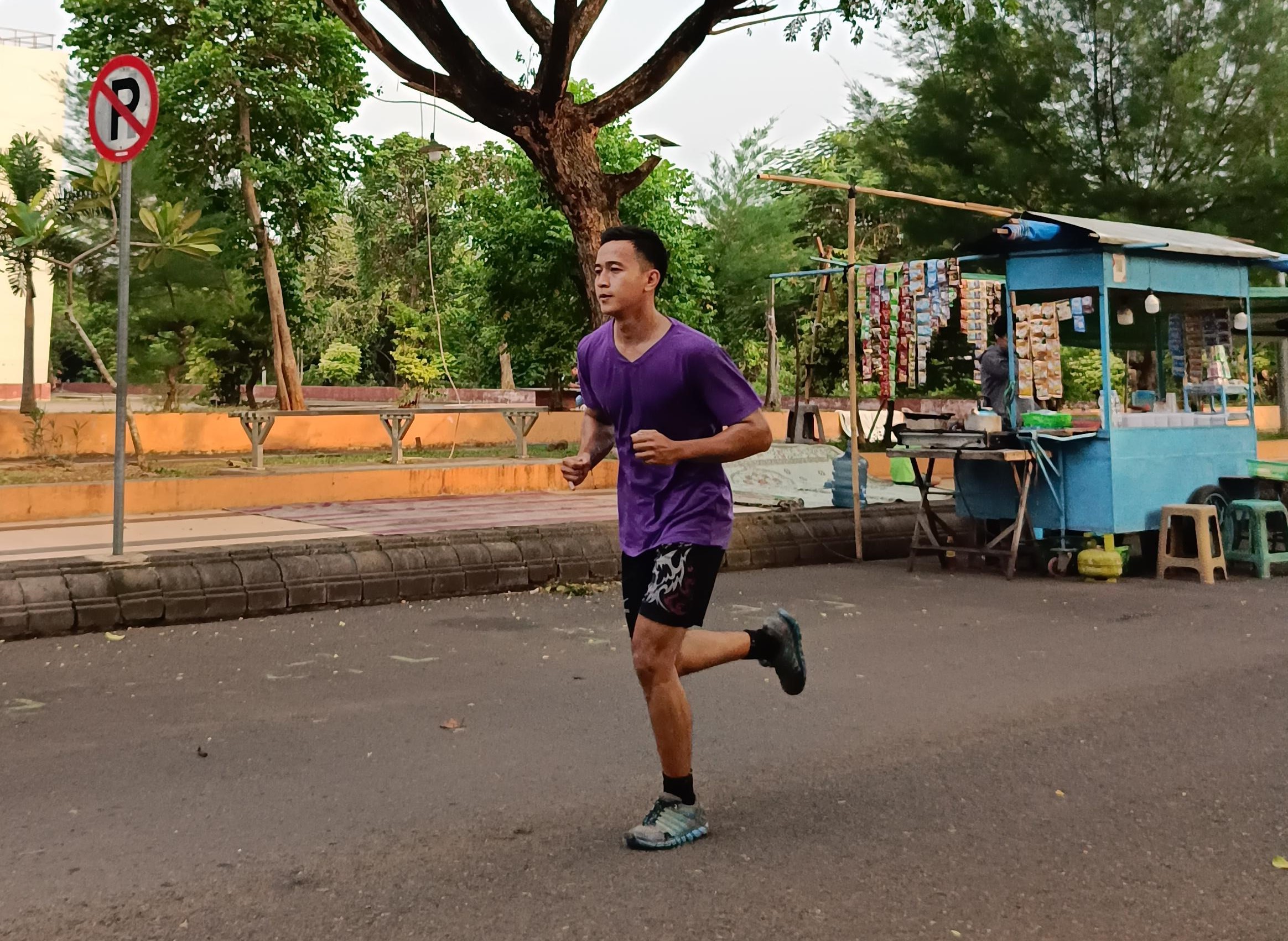 Orang yang sedang olahraga