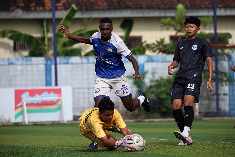 BERJIBAKU: Siswa Safin Pati Sports School, Yohanes Yapagaimu masuk dalam 34 nama pemain yang dipanggil timnas Indonesia U17