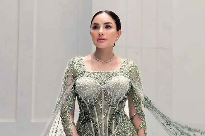 Artis Nikita Mirzani
