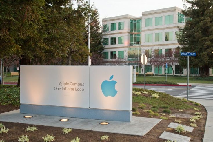Apple sedang mengincar antrophic dan openai untuk jadi ai siri