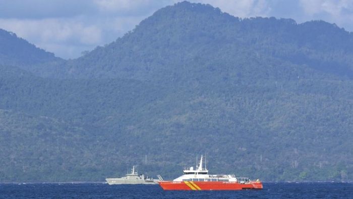Pencarian KMP Tunu yang tenggelam di Selat Bali terus dilakukan.