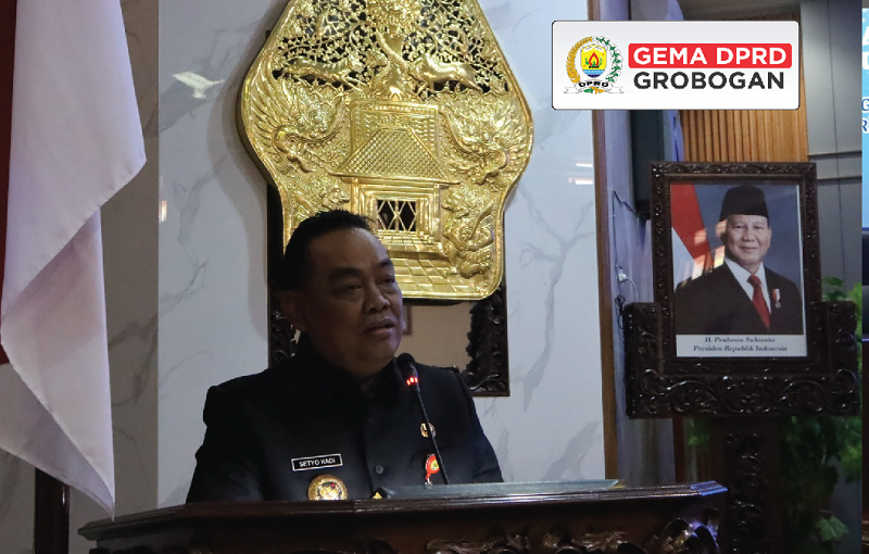 BACAKAN JAWABAN &ndash; Bupati Grobogan Setyo Hadi membacakan Jawaban atas Pemandangan Fraksi DPRD Grobogan tentang pembahasan Perubahan APBD 2025 dalam rapat paripurna