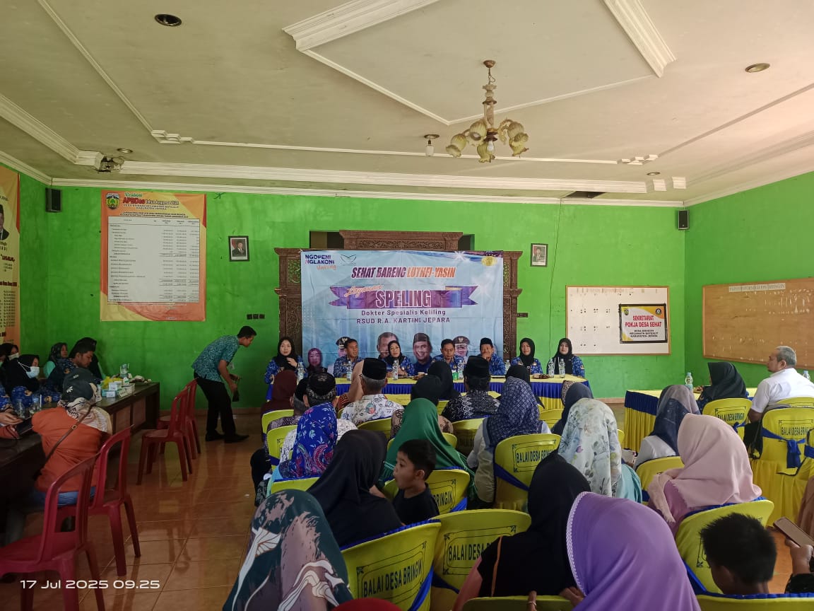 Para pasien yang daftar di program Speling di Desa Bringin mendapatkan arahan Kepala Dinas Kesehatan Kabupaten (DKK) Jepara Mudrikatun, Camat Batealit Muh Taufik, Direktur RSUD RA Kartini dr. Tri I.