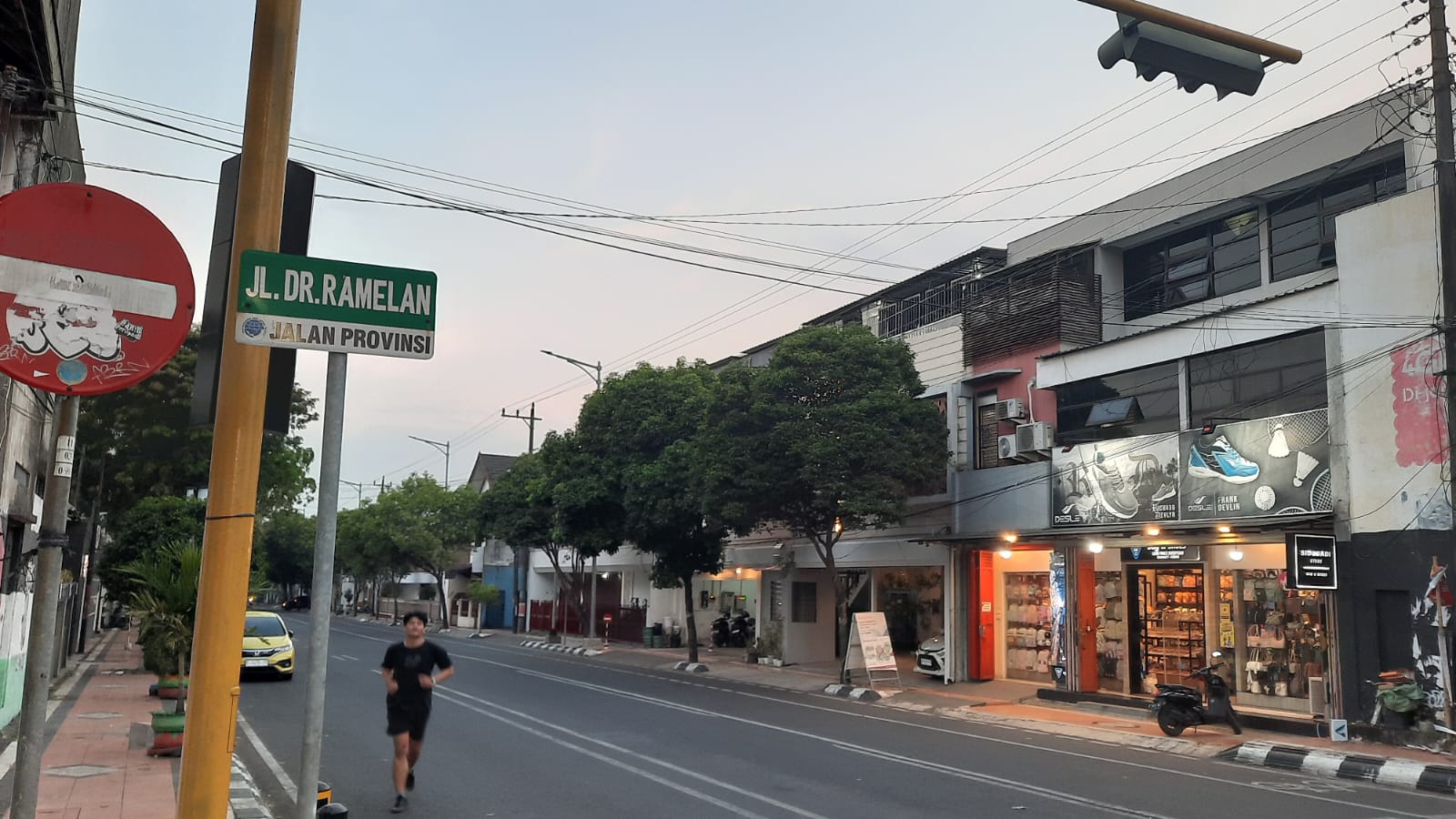 JALAN: Jalan DR Ramelan terpilih jadi lokasi car free night (CFN)