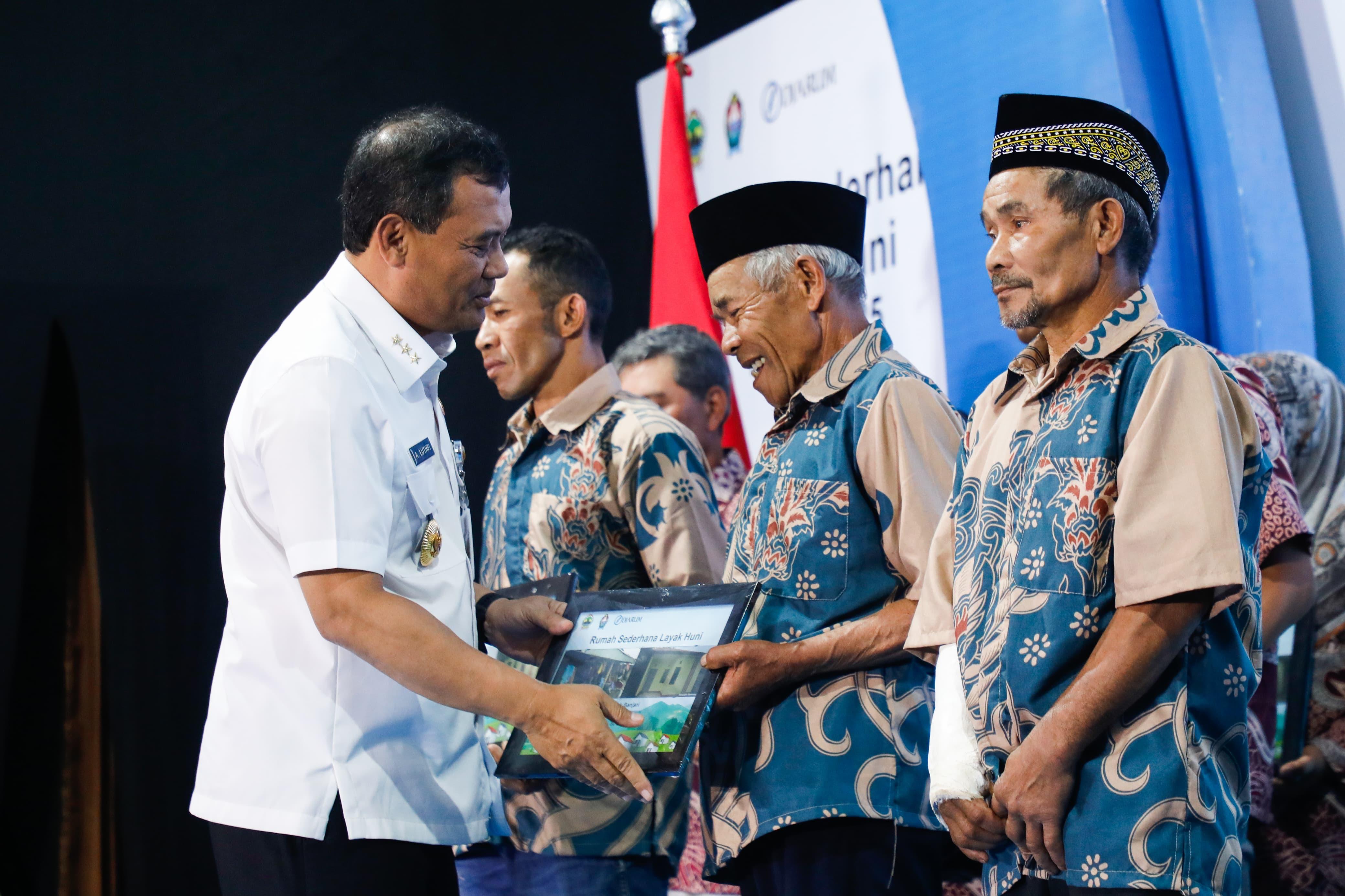 Gubernur Jateng Ahmad Luthfi dan Djarum Foundation inisiasi program RSLH pertama di Kabupaten Temanggung
