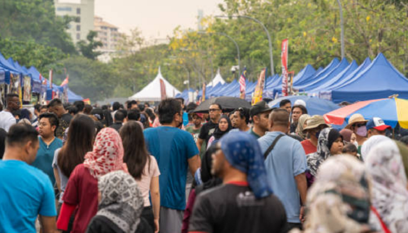 Ilustrasi pasar yang ramai