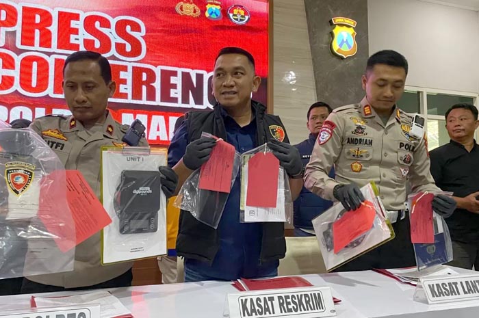 Polres Madiun merilis kasus dugaan penggelapan atau penipuan yang dilakukan oleh warga Blora.