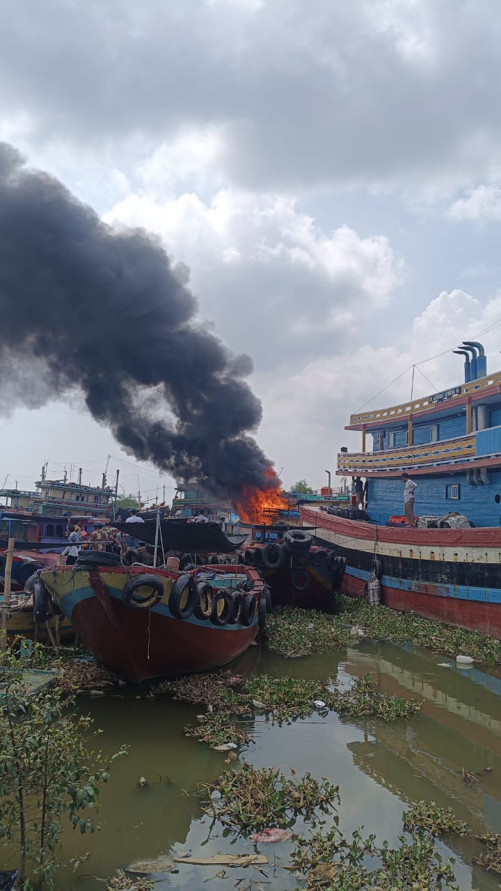 Kebakaran kapal di Pati