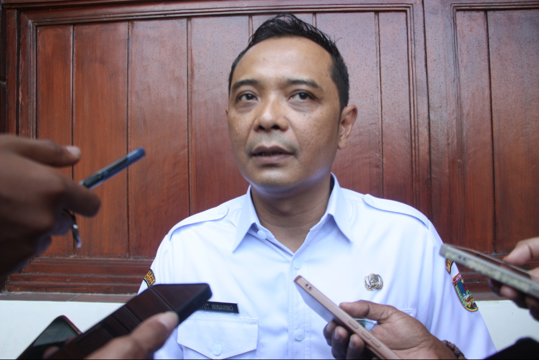 FOTO: Kepala BKPSDM Kudus, Putut Winarno saat diwawancara oleh awak media, belum lama ini. (DOK. RADAR KUDUS)