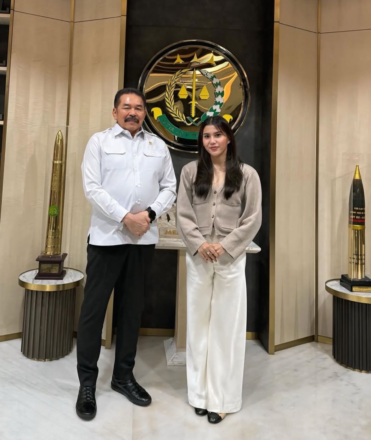 Wakil Bupati Kudus, Bellinda Birton melakukan kunjungan kerja di Kejaksaan Republik Indonesia pada Kamis 21/8 disambut Jaksa Agung, ST. Burhanuddin.