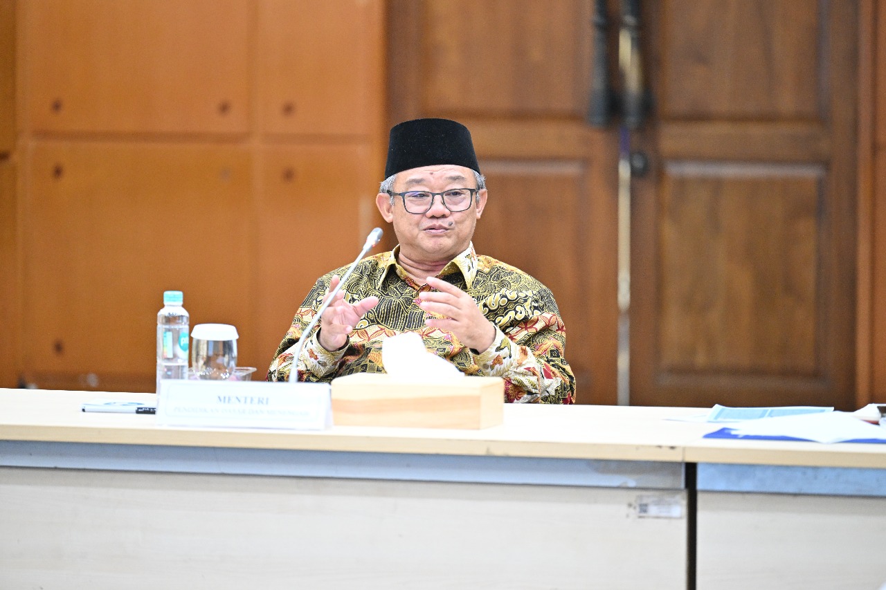 PESAN MENTERI: Menteri Pendidikan Dasar dan Menengah Abdul Mu