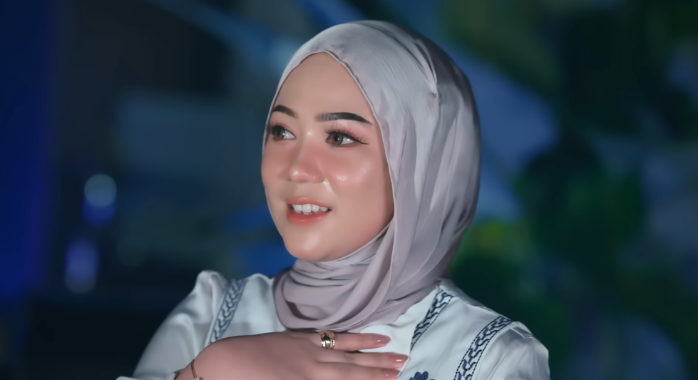 Fauzana - Jika Harus Bersabar