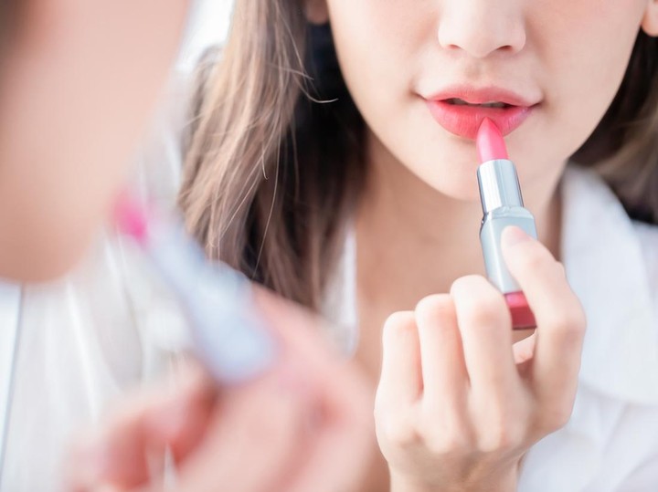 Ilustrasi Lipstik