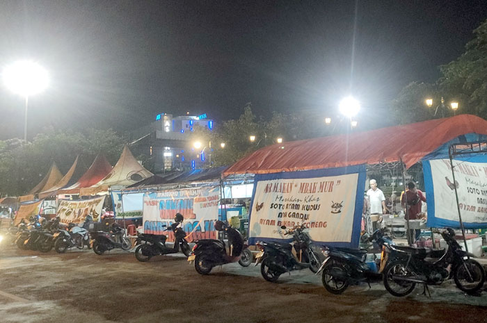 STERIL: Alun-alun Rembang akan digunakan konser Denny Caknan, PKL disana akan disterilkan guna menjaga kamtibmas.