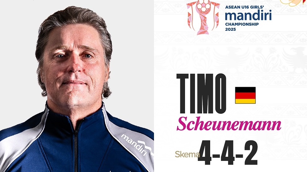 Coach Timo Scheunemann Pelatih timnas putri Indonesia U16 akan menghadapi Australia di semi final piala AFF