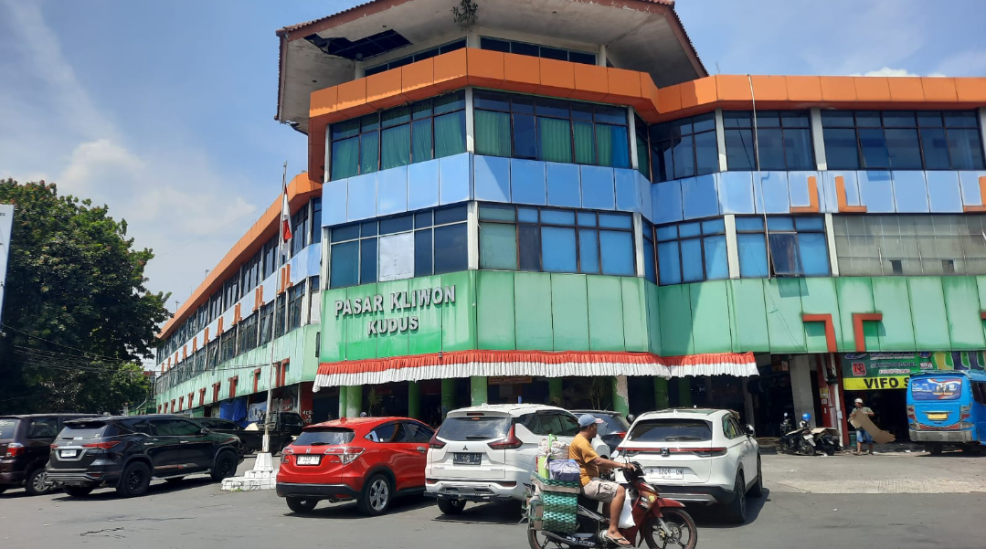 PASAR: Penampakan Pasar Kliwon Kudus belum lama ini. (INDAH SUSANTI/RADAR KUDUS)