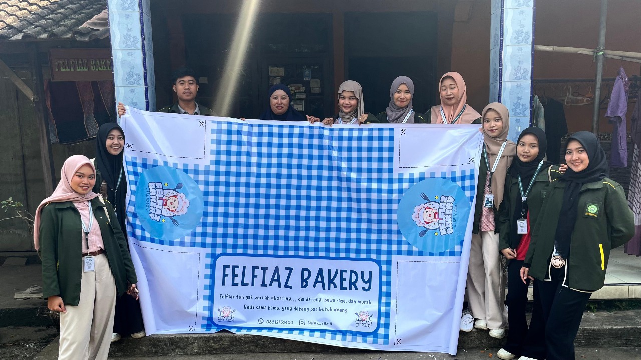 Tim KKN Unisnu di Felfiaz Bakery